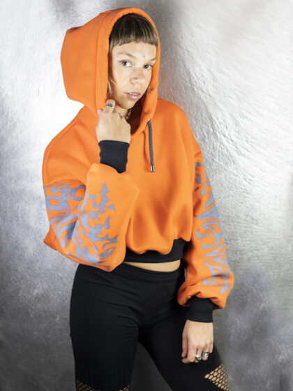 crop hoodie with prints// 3 colors